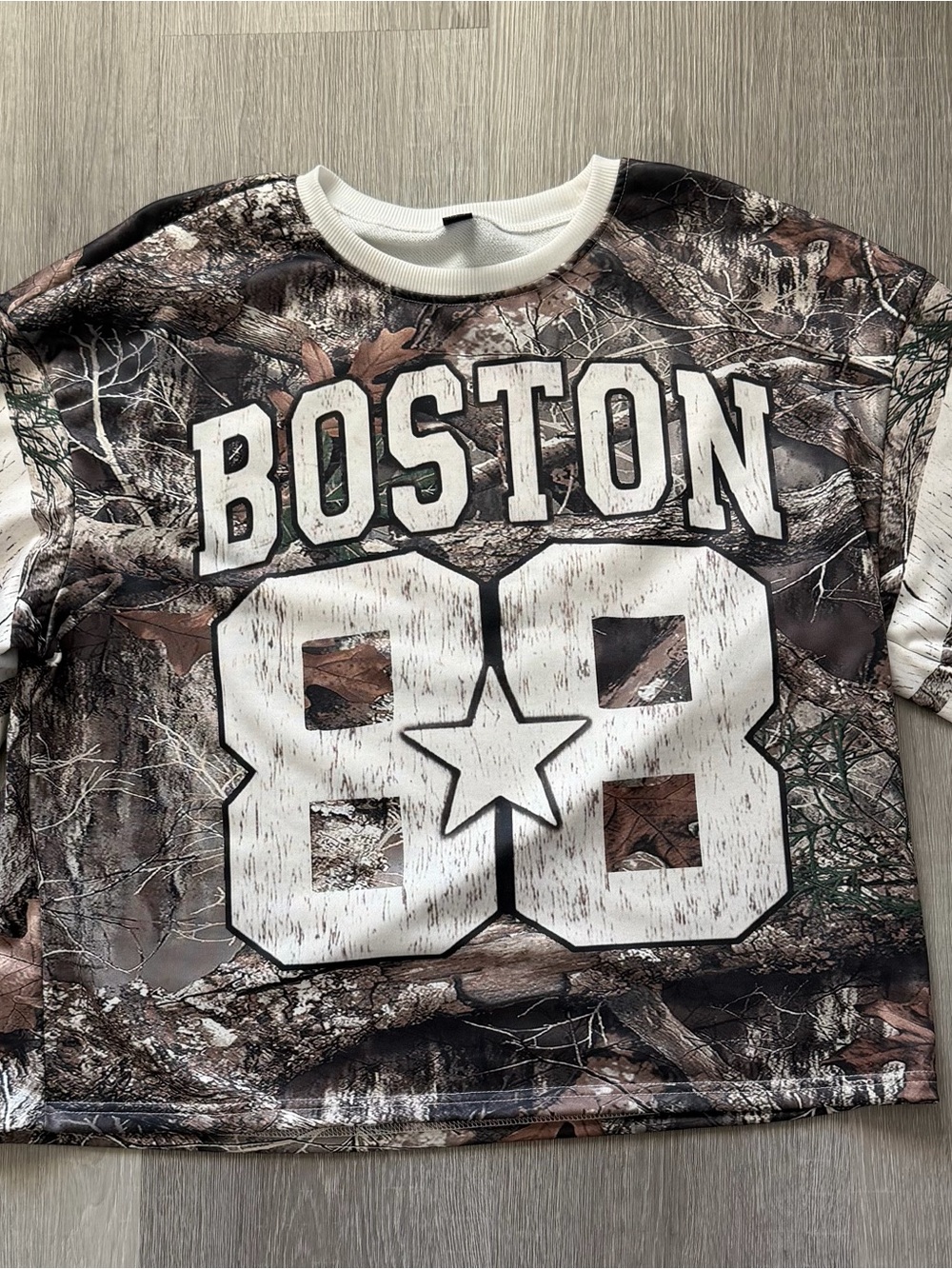 Crewneck Sweatshirt - White & Brown Camouflage "Boston 88"